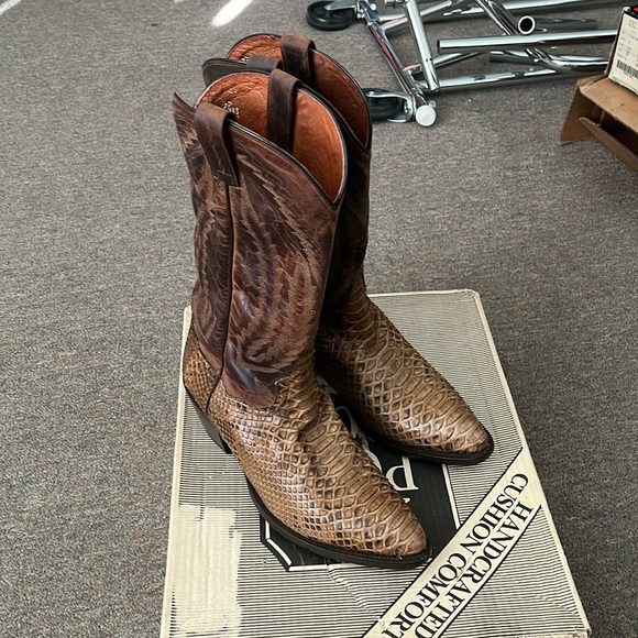 Brown/Tan Dan Post Men Genuine Python Skin Cowboy Boots. Worn 2x. 10D - Picture 1 of 8